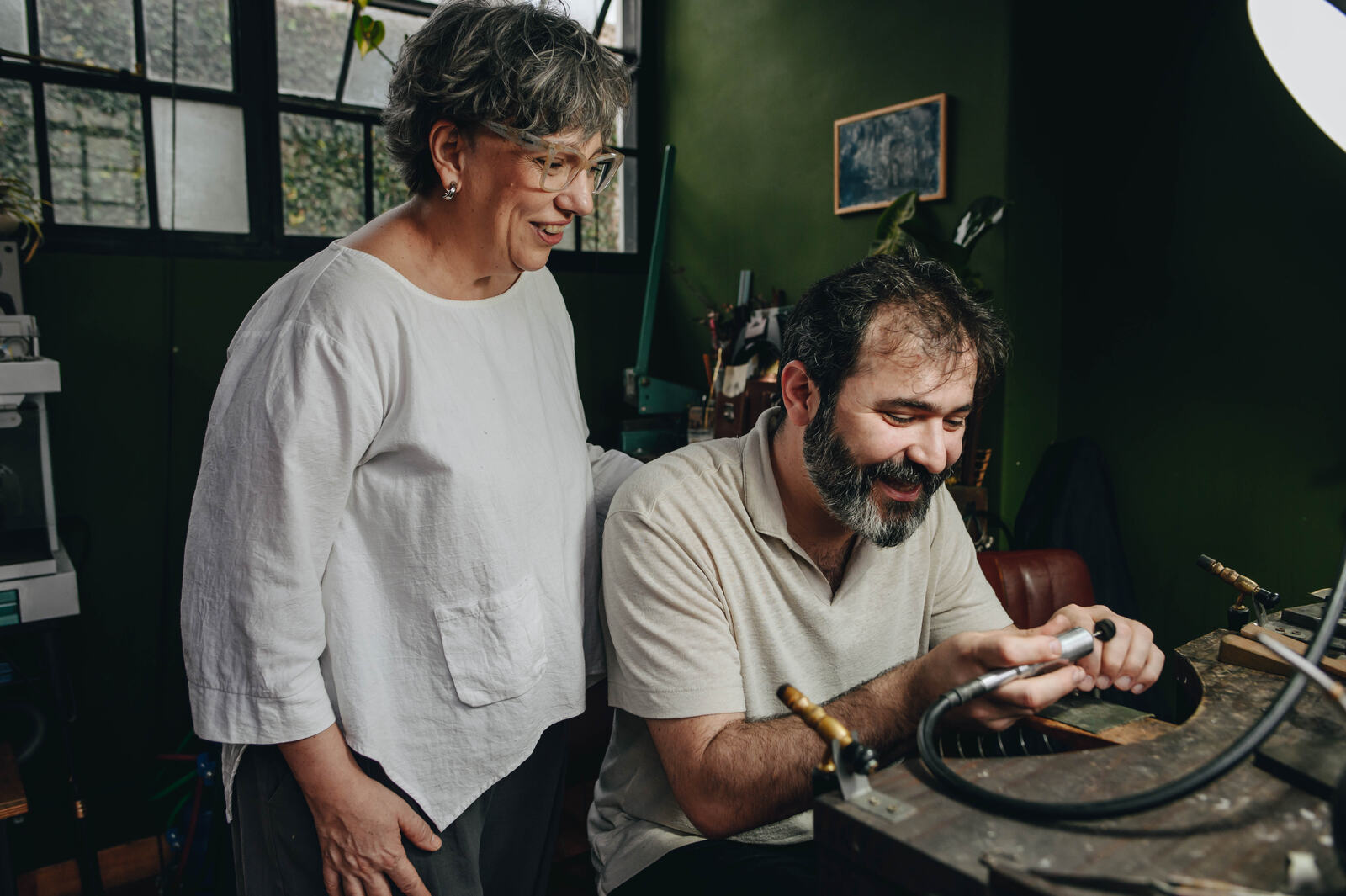 Pepu (Paisajita) acompañando a la pareja en el proceso de terminación
