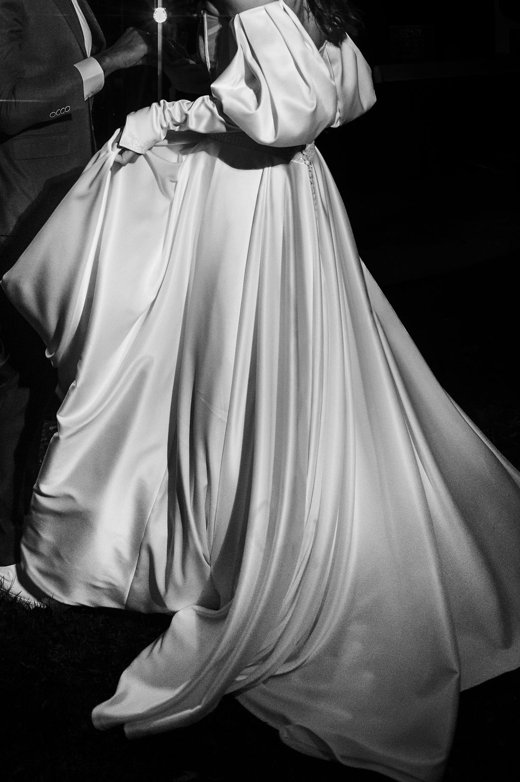 Detalle del vestido en movimiento