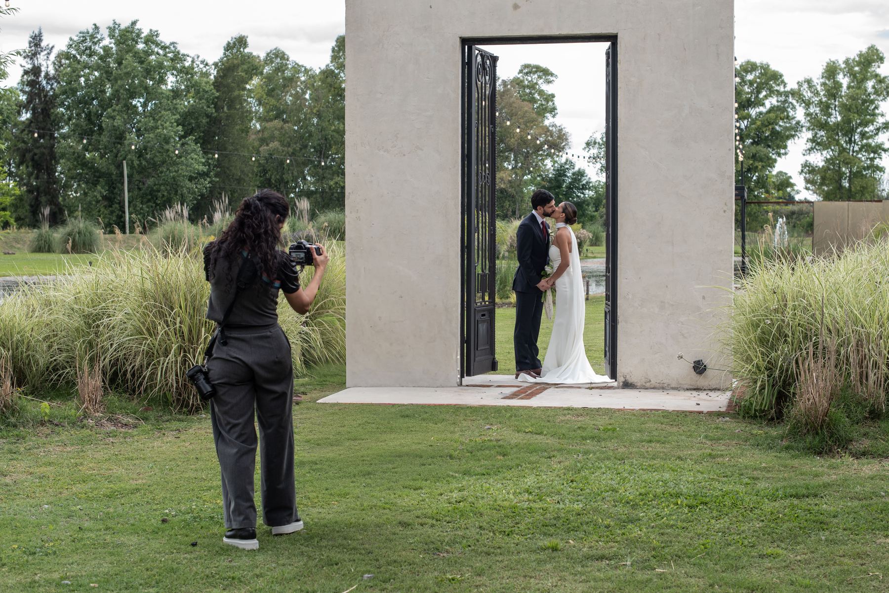 Anto trabajando en una boda
